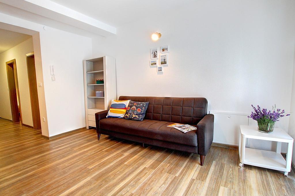Apartment Vita Near Terme Paradiso Dobova エクステリア 写真