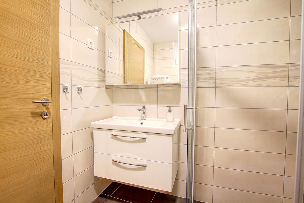 Apartment Vita Near Terme Paradiso Dobova エクステリア 写真